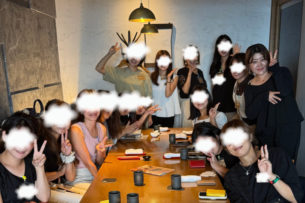 起業女子ランチ交流会
横浜で個人活動をしている方とのつながり、出会いを求める方々の交流をする場を提供しています。